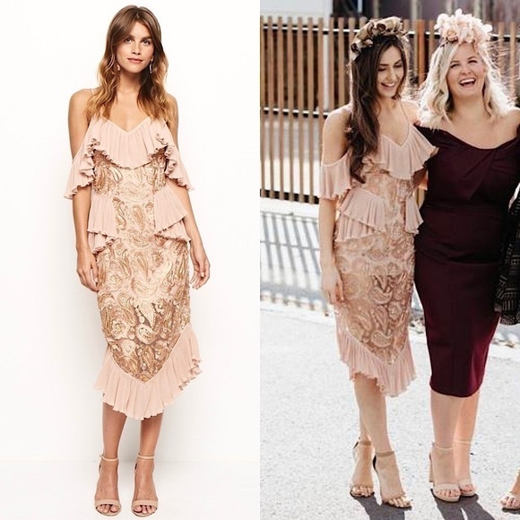 ALICE MCCALL 70s Off Shoulder Ruffle Metallic Paisley Embroidered Midi Dress 6 - Picture 9 of 16